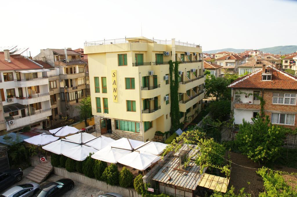 Hotel Sany Primorsko Exterior photo
